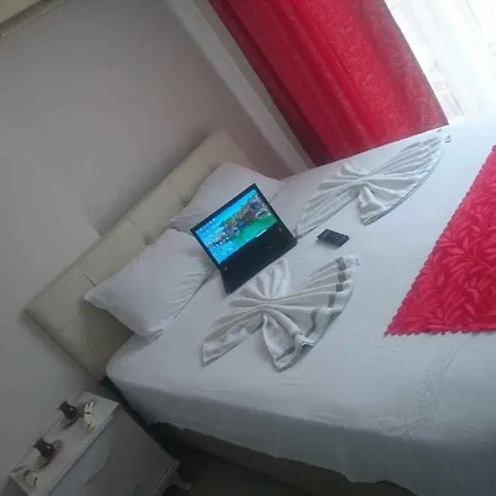 Hotel Rotana 5*