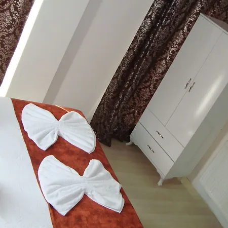 Rotana Hotel 5*
